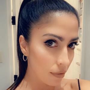 Meet your Posher, Andrea